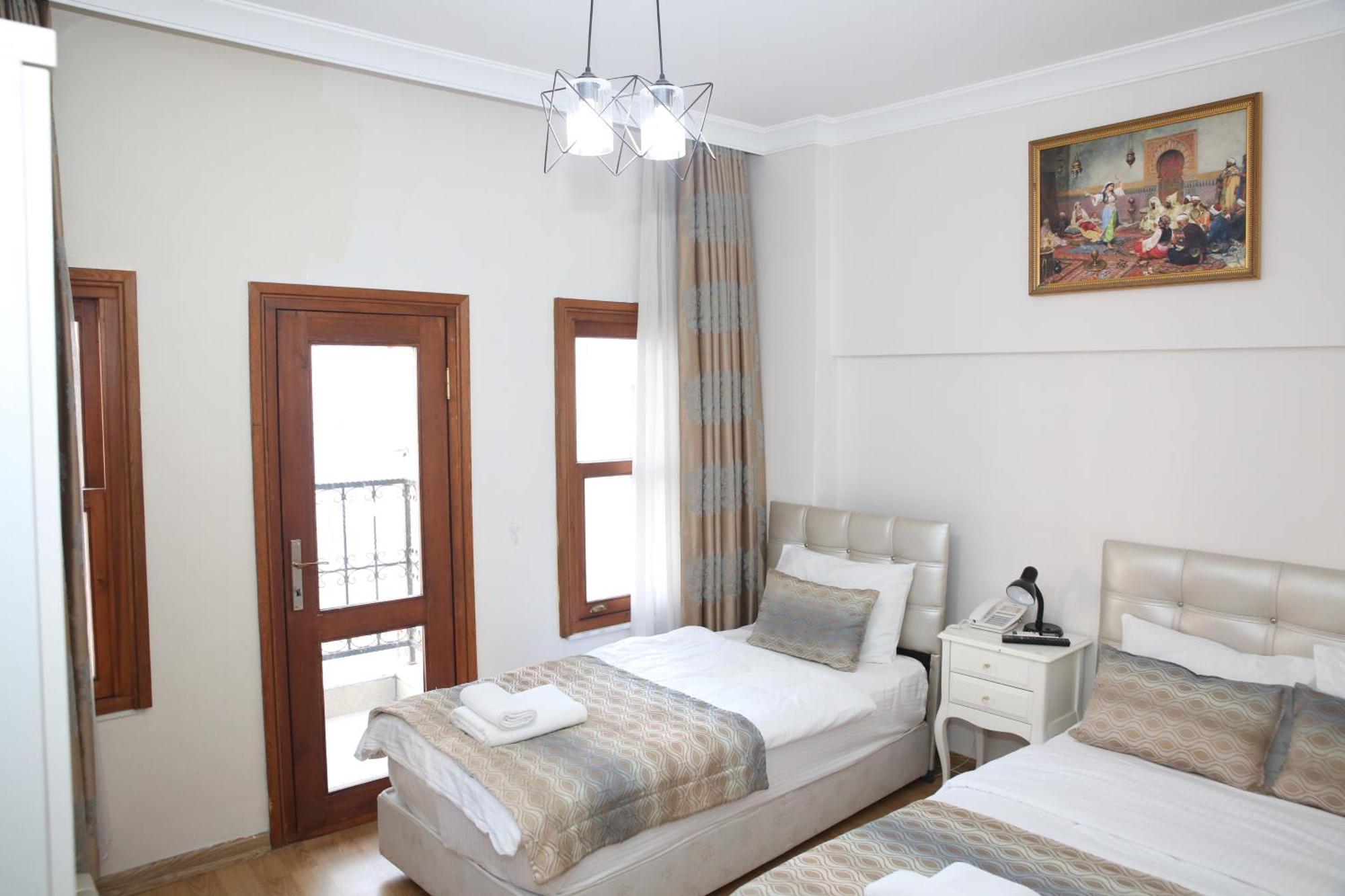 Rosalie Palace Истанбул Екстериор снимка