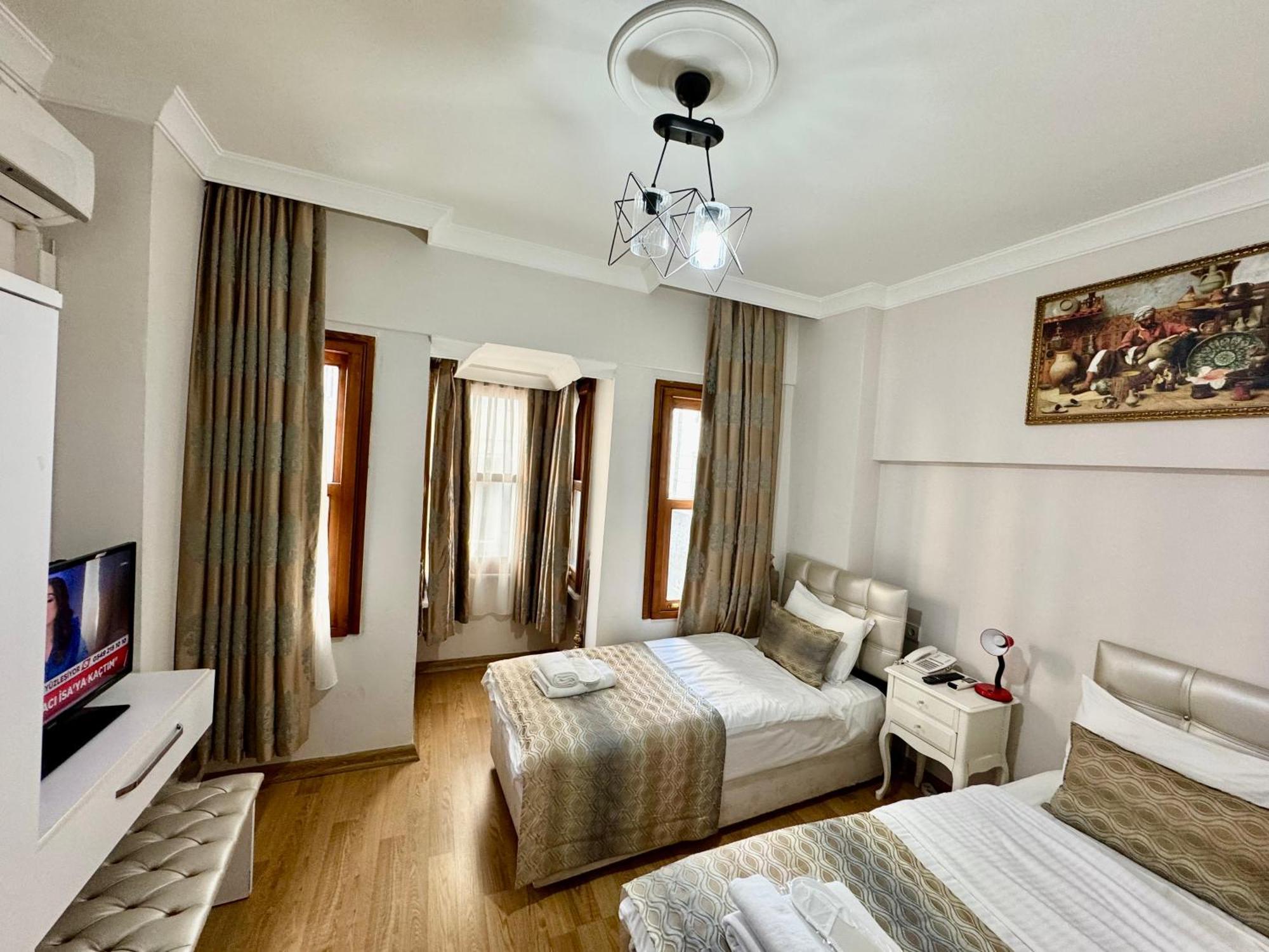 Rosalie Palace Истанбул Екстериор снимка