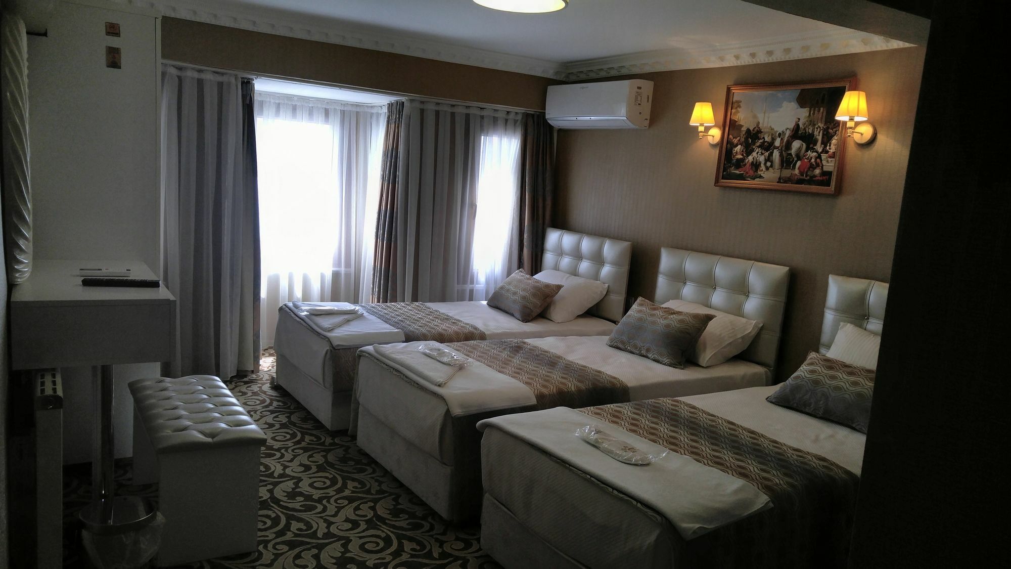 Rosalie Palace Истанбул Екстериор снимка